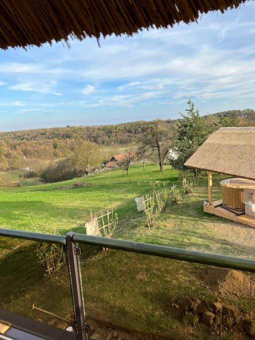 Lovely Cottage With Nice Outdoor Area Benedikt v Slovenskih Goricah Exterior photo