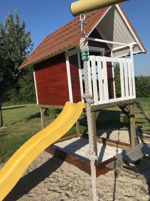Lovely Cottage With Nice Outdoor Area Benedikt v Slovenskih Goricah Exterior photo